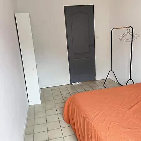 Vanilla Apartment *